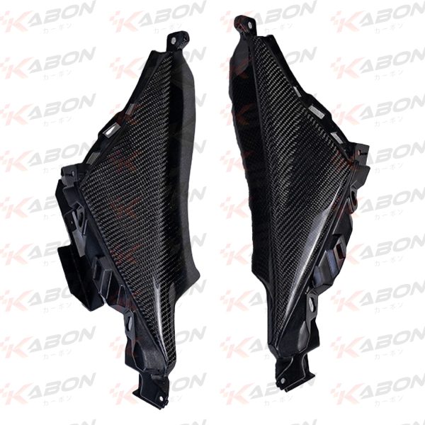 Kabon Spakbor Belakang 3 Sisi Carbon - Yamaha Xmax 250 Connected - Image 3