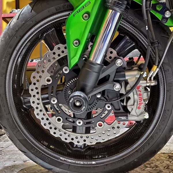 Second image of Brembo Front Brake Radial Calipers Monobloc GP4-RS 108mm, Black-Red Logo