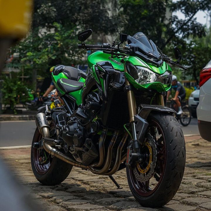 Foto-Terpasang-Spakbor-Z900