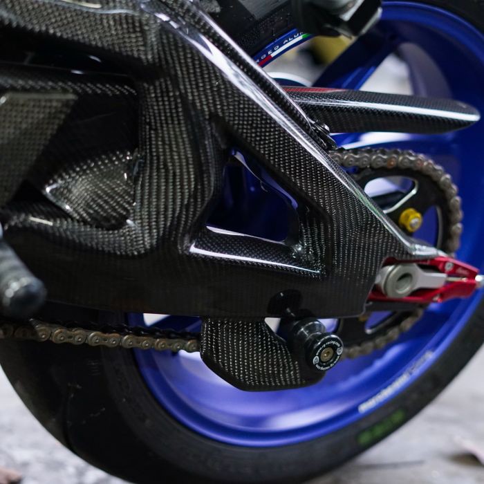 KABON-Kawasaki-ZX10R-11up-swing-arm-cover-5