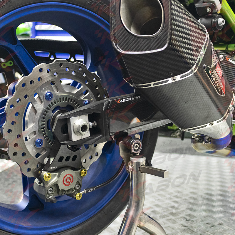KABON_Z900-CARBON-COVER-SWING-ARM-copy-4