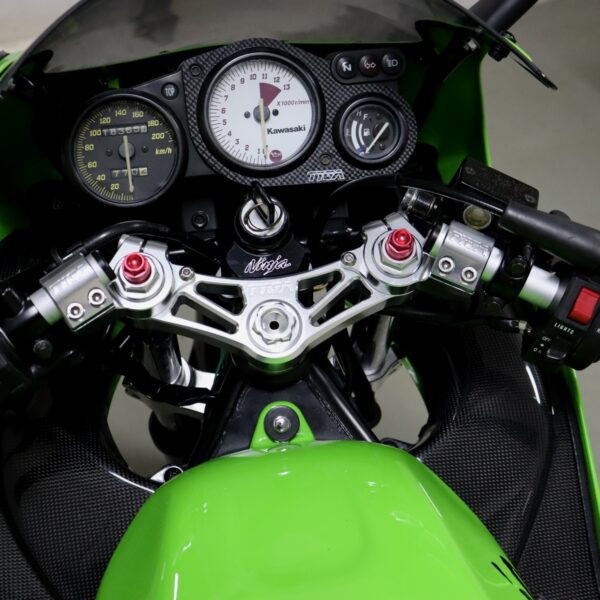 Second image of Tyga Triple Clamp Atas CNC - Kawasaki Ninja 150RR | KRR150ZX